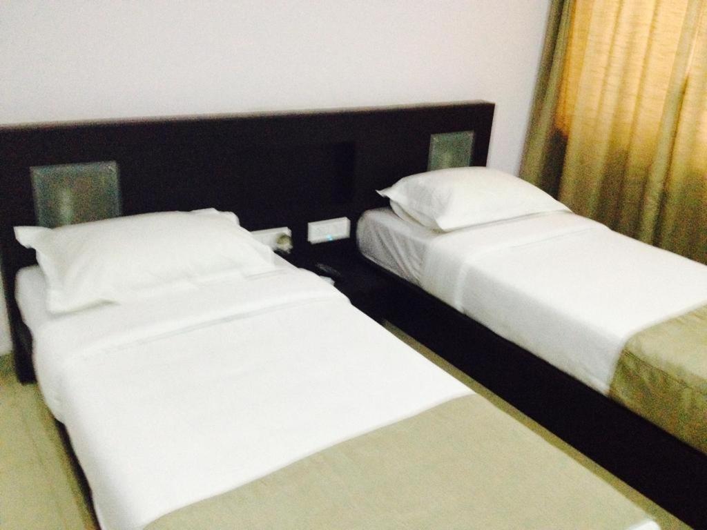 Aston Service Apartment Bangalore Bagian luar foto